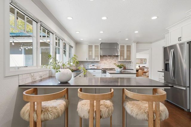6121 McAbee Road, San Jose, CA 95120