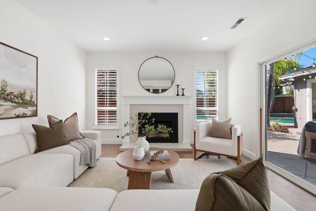 6121 McAbee Road, San Jose, CA 95120