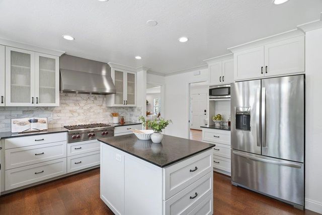 6121 McAbee Road, San Jose, CA 95120