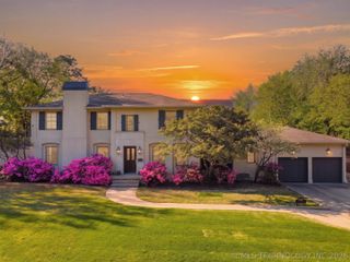 2264 E 37th Street, Tulsa, OK 74105