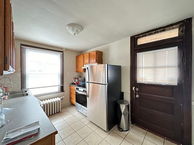 733 Elm Street 304, Winnetka, IL 60093