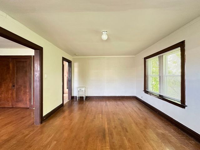 733 Elm Street 304, Winnetka, IL 60093