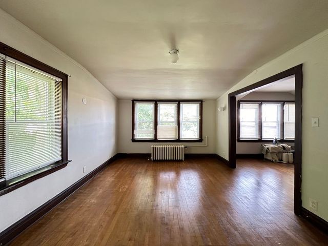 733 Elm Street 304, Winnetka, IL 60093