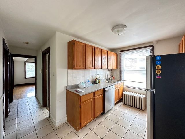 733 Elm Street 304, Winnetka, IL 60093