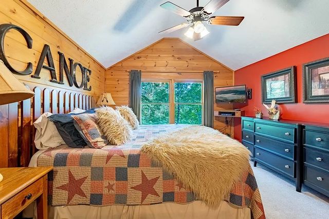 749 Yona Trail Way, Gatlinburg, TN 37738