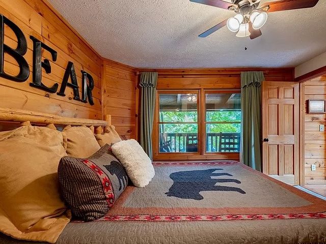 749 Yona Trail Way, Gatlinburg, TN 37738