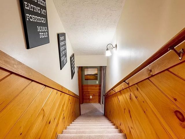 749 Yona Trail Way, Gatlinburg, TN 37738