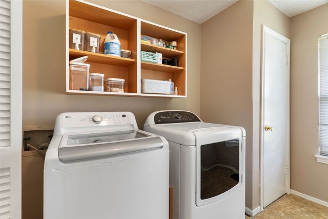 6545 Lyndon B Johnson Freeway, Dallas, TX 75240