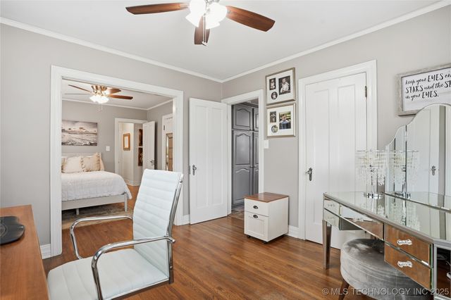 1643 S Columbia Place, Tulsa, OK 74104