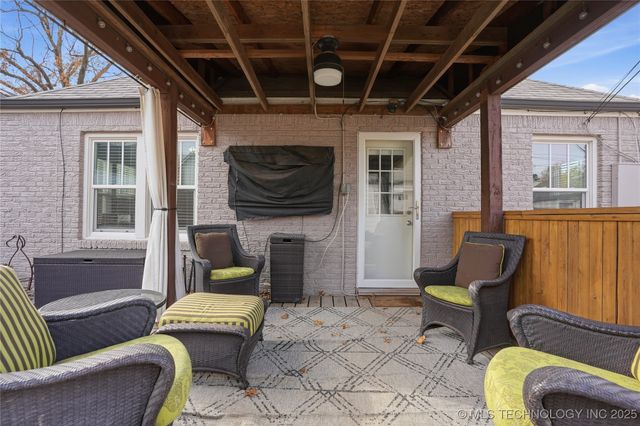 1643 S Columbia Place, Tulsa, OK 74104