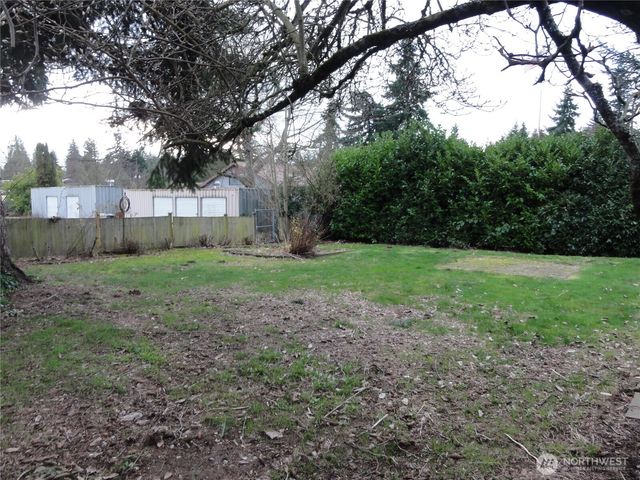 6802 106th Street Ct E, Puyallup, WA 98373