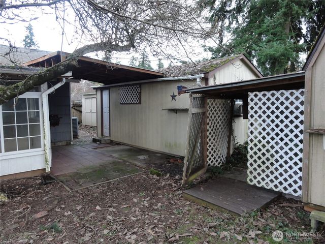 6802 106th Street Ct E, Puyallup, WA 98373