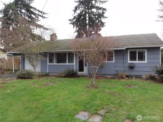 6802 106th Street Ct E, Puyallup, WA 98373