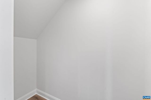 3028 FARROW CIR, Charlottesville, VA 22901