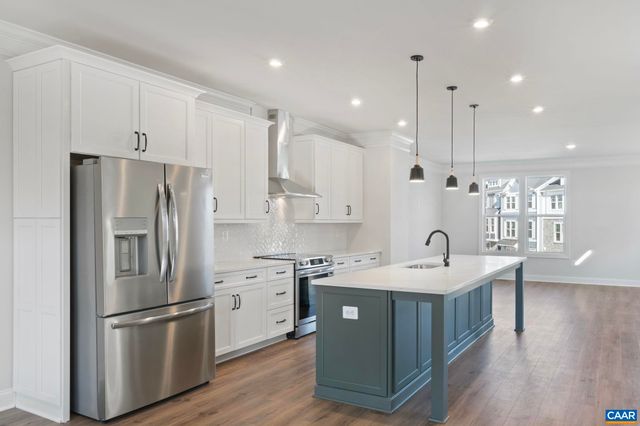 3028 FARROW CIR, Charlottesville, VA 22901