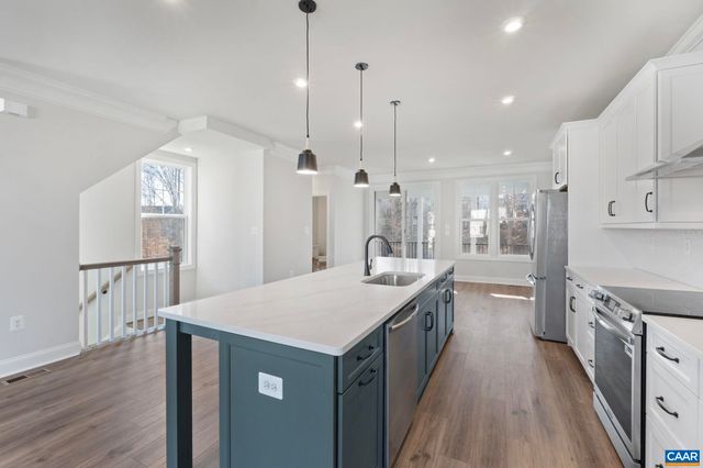 3028 FARROW CIR, Charlottesville, VA 22901