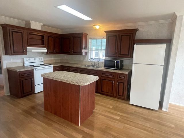 2321 SW 85th Avenue, Davie, FL 33324