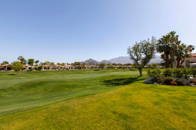 48550 Capistrano Way, La Quinta, CA 92253