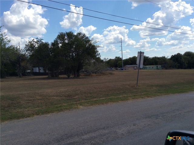 814 Baldwin Street, Yoakum, TX 77995