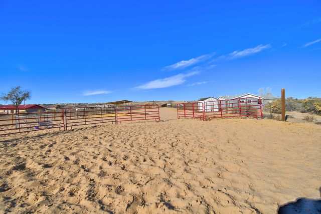 173 Barnard Road, Corrales, NM 87048