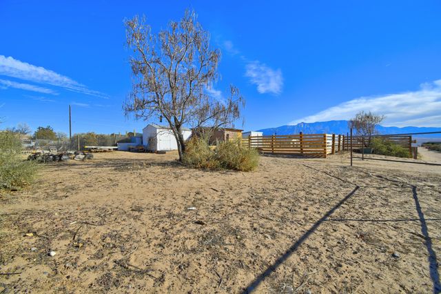 173 Barnard Road, Corrales, NM 87048