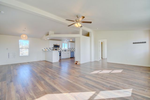 173 Barnard Road, Corrales, NM 87048