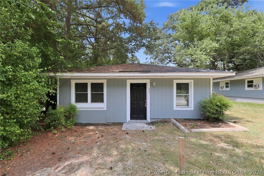 425 Squirrel Street, Fayetteville, NC 28303 — exterior