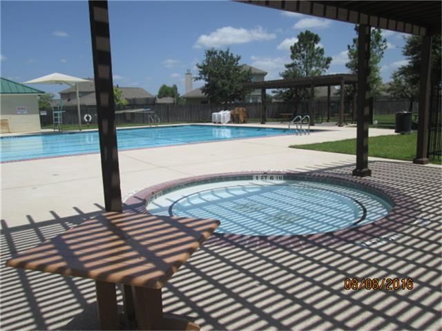 8006 Indian Desert Drive, Cypress, TX 77433