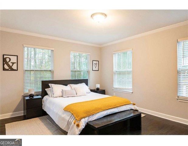 2032 North Avenue NW, Atlanta, GA 30318