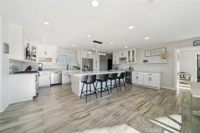17487 Aspen, Hesperia, CA 92345
