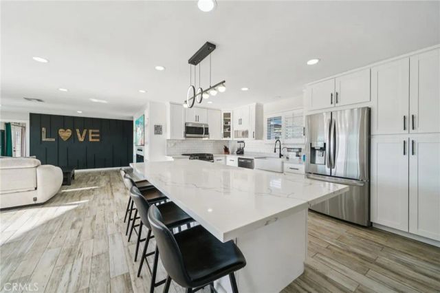 17487 Aspen, Hesperia, CA 92345