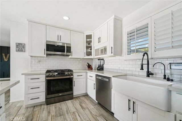 17487 Aspen, Hesperia, CA 92345