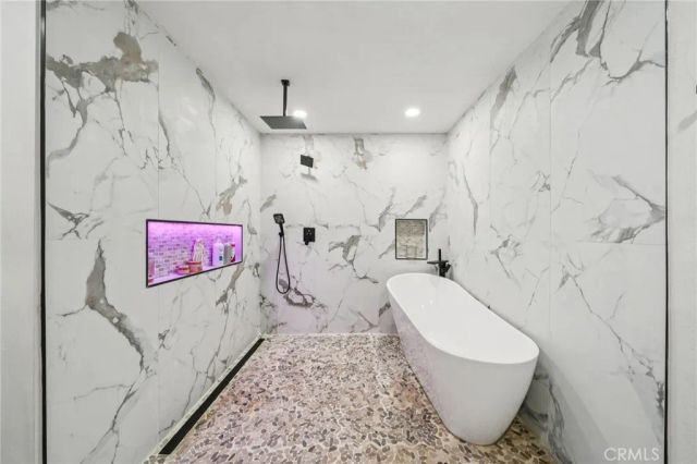 17487 Aspen, Hesperia, CA 92345