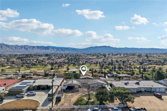 17487 Aspen, Hesperia, CA 92345