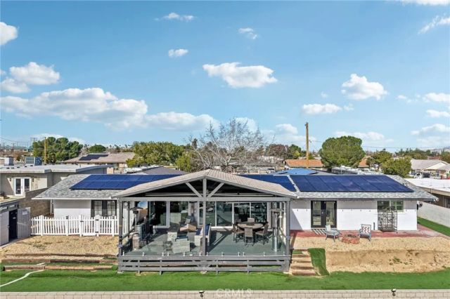 17487 Aspen, Hesperia, CA 92345