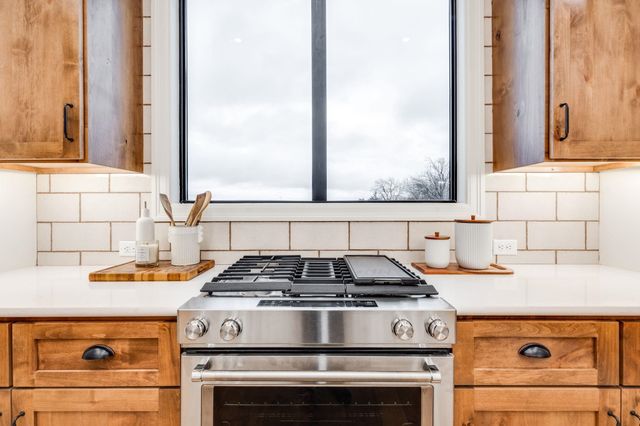 1609 W Rockhill Pl, Andover, KS 67002