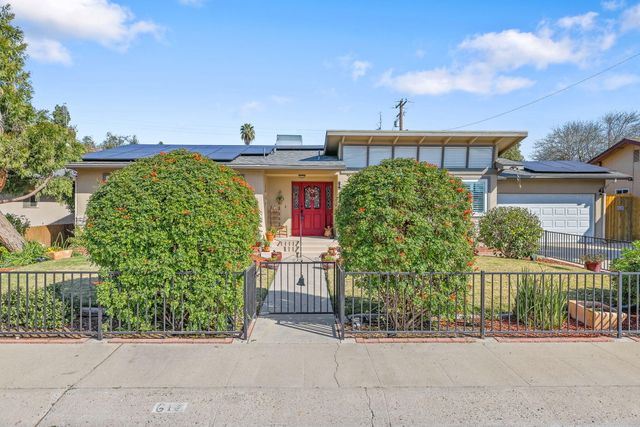 610 S Whitney Street, Visalia, CA 93277