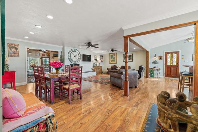 610 S Whitney Street, Visalia, CA 93277