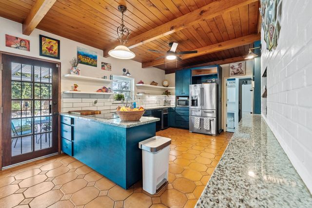 610 S Whitney Street, Visalia, CA 93277