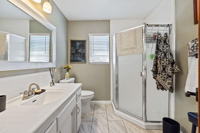 610 S Whitney Street, Visalia, CA 93277