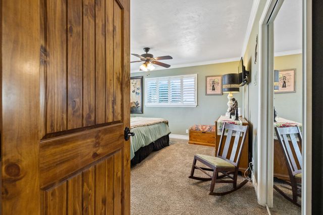 610 S Whitney Street, Visalia, CA 93277