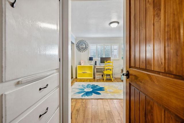 610 S Whitney Street, Visalia, CA 93277