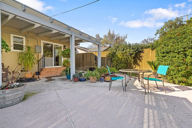 610 S Whitney Street, Visalia, CA 93277