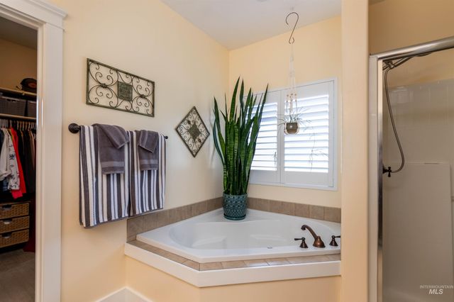 2240 W Anatole St, Meridian, ID 83646