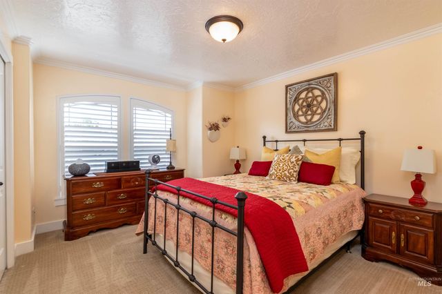 2240 W Anatole St, Meridian, ID 83646