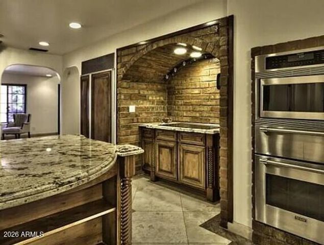 6723 E LINCOLN Drive, Paradise Valley, AZ 85253