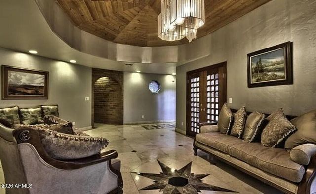 6723 E LINCOLN Drive, Paradise Valley, AZ 85253