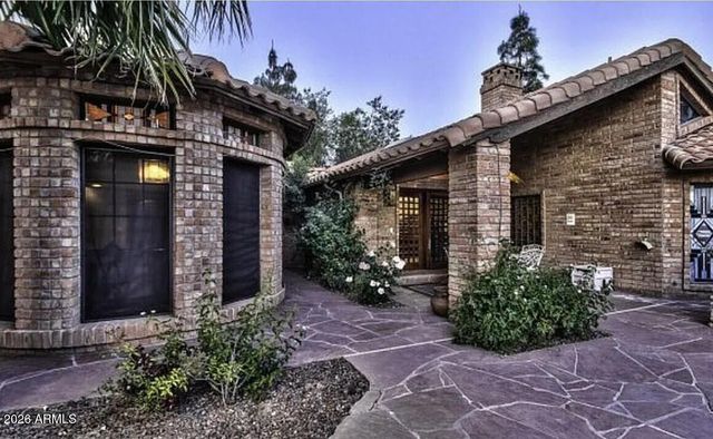 6723 E LINCOLN Drive, Paradise Valley, AZ 85253