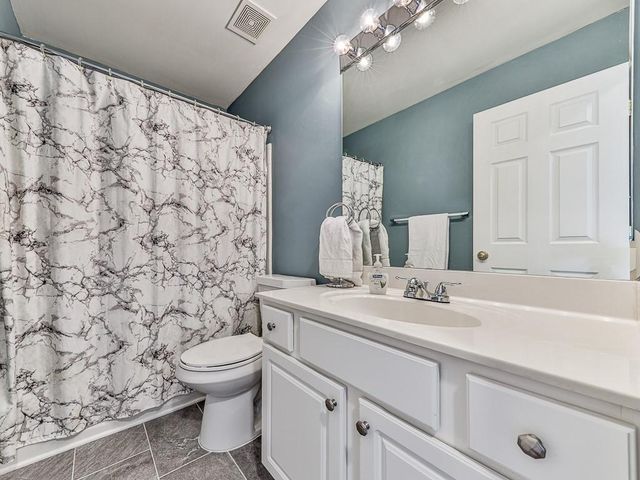 534 Drifton Way, Woodstock, GA 30188