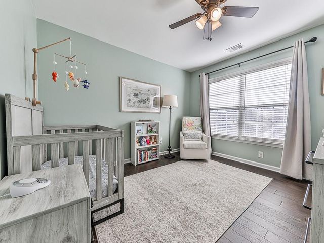 534 Drifton Way, Woodstock, GA 30188